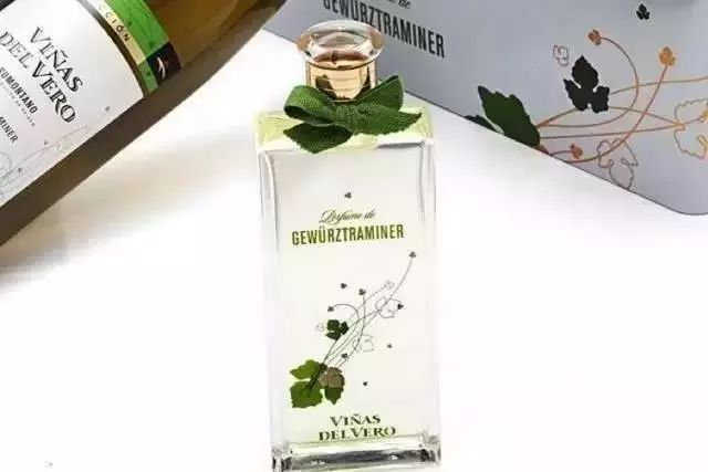 经典三级视频在线观看 你有一沓葡萄酒味的香水，请接收